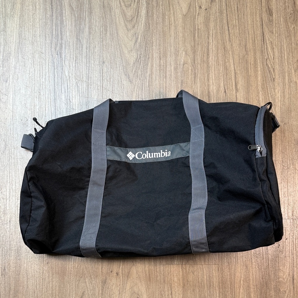 Columbia Black and Gray Duffel Bag